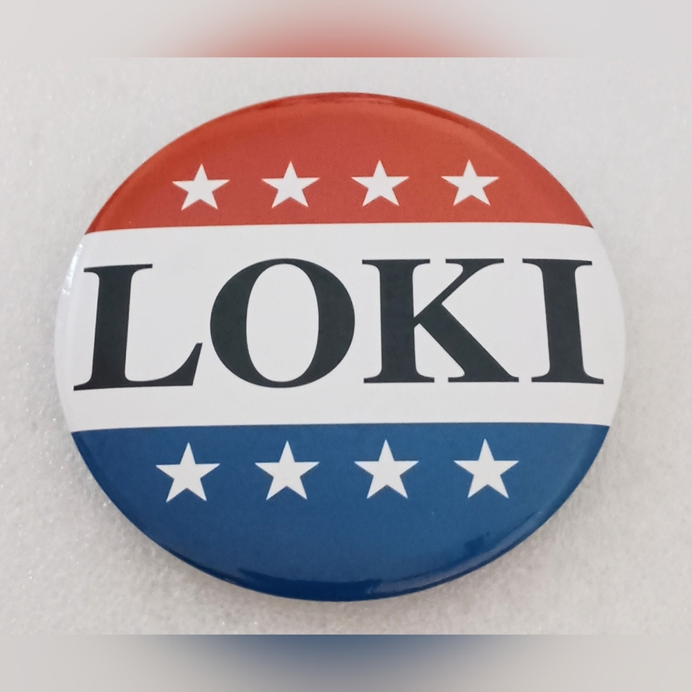 Marvel Loki Presidential Election Style Large RWB Button Pin New NOS 2018 MIP - Picture 2 of 4